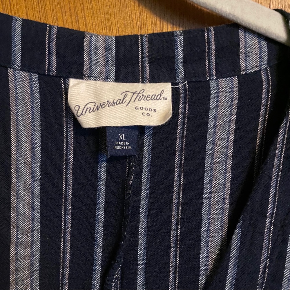 Universal Thread Blouse